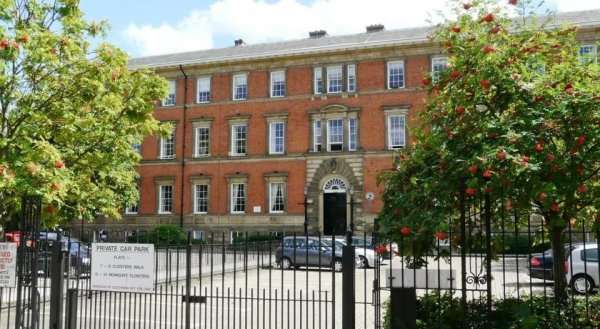 County House Retreat