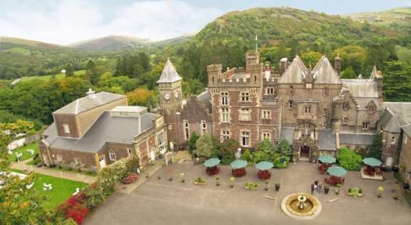 Craig-Y-Nos Castle