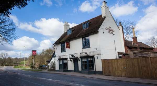 Cromwell Arms Country Pub with Rooms