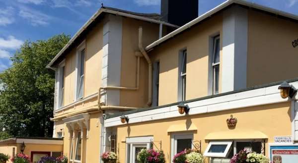 Crowndale Hotel