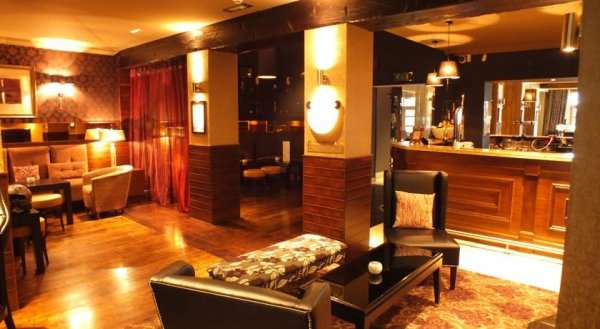 Dalziel Park Hotel