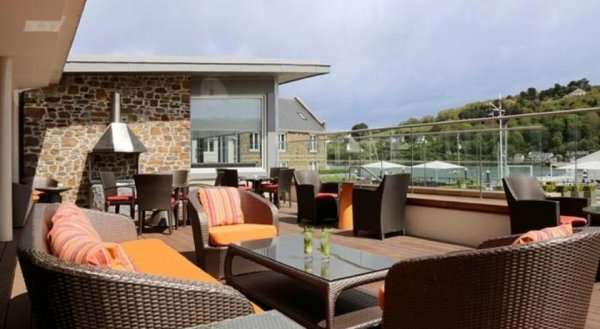 Dart Marina Hotel