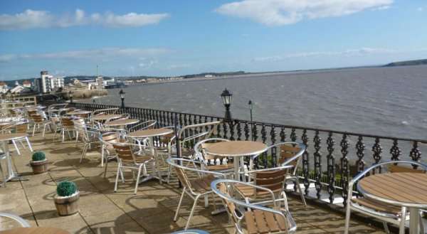Daunceys Hotel