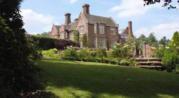 Dunsley Hall Hotel