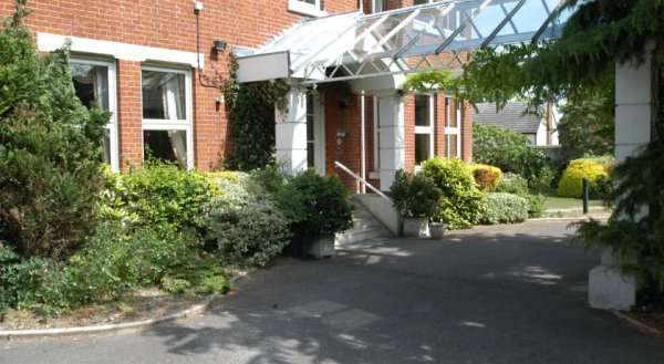 Duxford Lodge Hotel