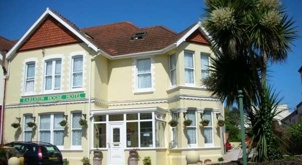Earlston House