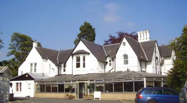Kaim Park Hotel