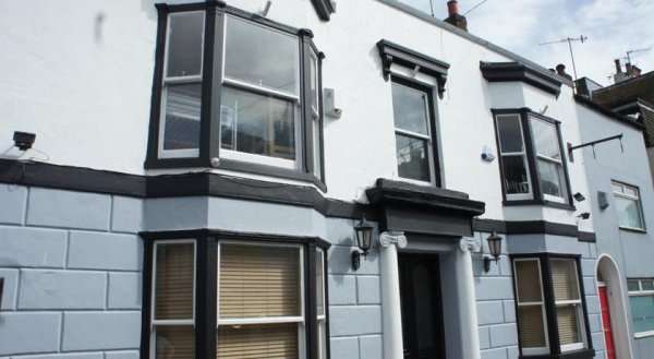 Kings Arm's Hostel