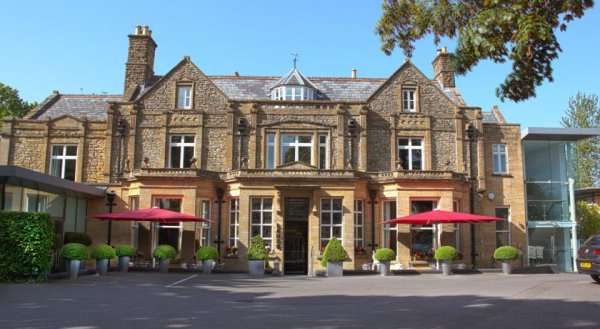 Lanes Hotel