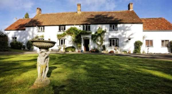 Langaller Manor House