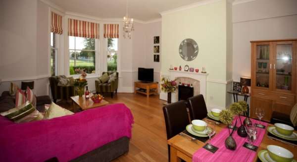 Langton Court Apartment