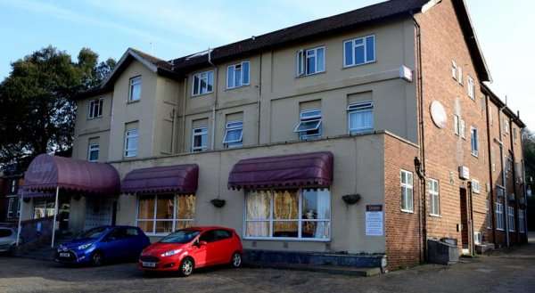 Lansdowne Hotel And Conference Centre