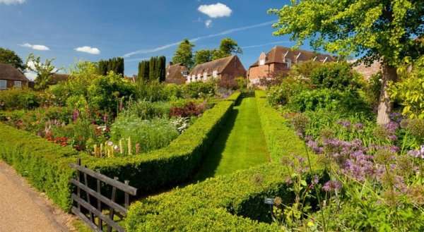 Leeds Castle Holiday Cottages