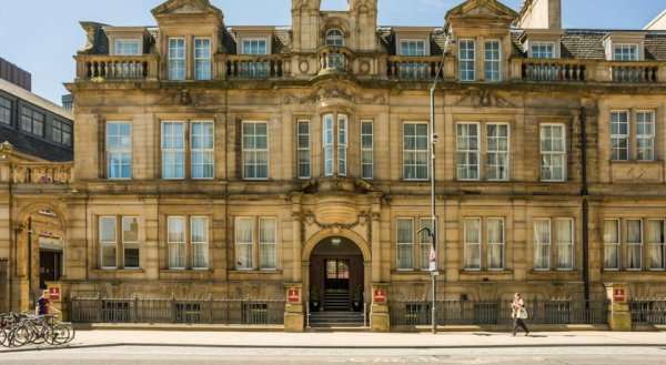 Leopold Hotel