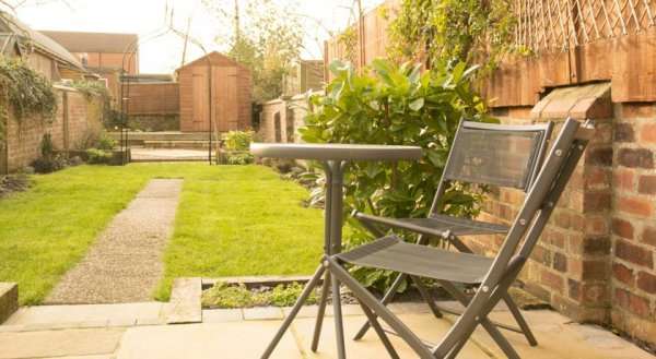 Lincoln Holiday Cottage