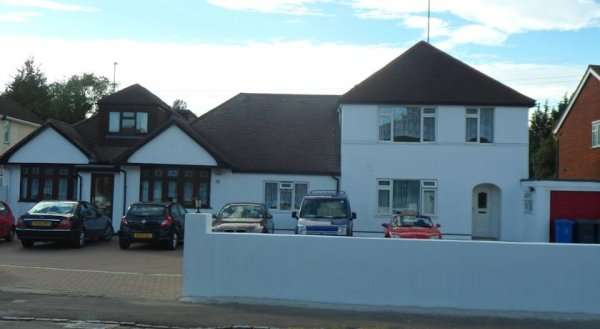 London Heathrow Guesthouse