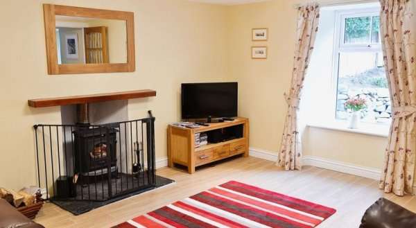 Longcroft Cottage