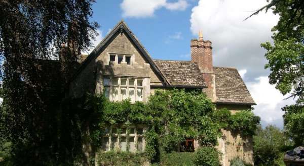 Lullington House