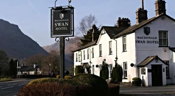 Macdonald Swan Hotel