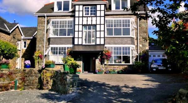 Maelgwyn House