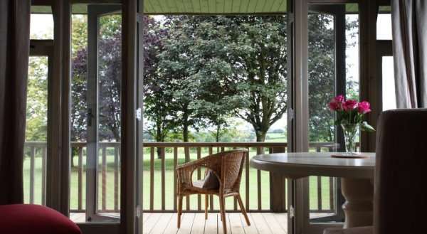 Magazine Wood
