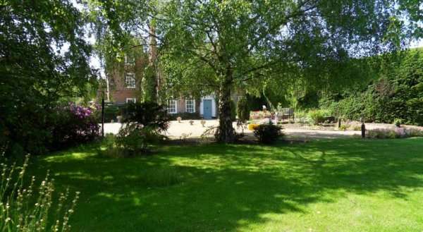 Mangreen Country House