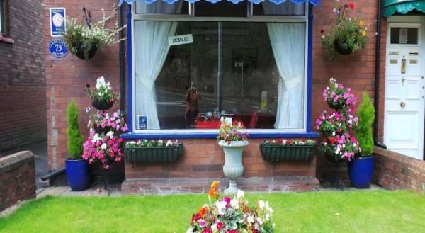 Oakcliffe Hotel