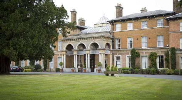 Oatlands Park Hotel