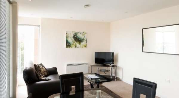 Paramount Apartments