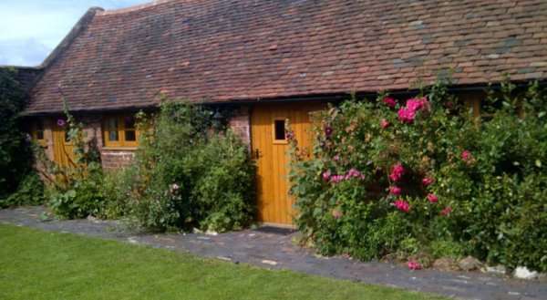PBC – Perriford Barns and Cottages