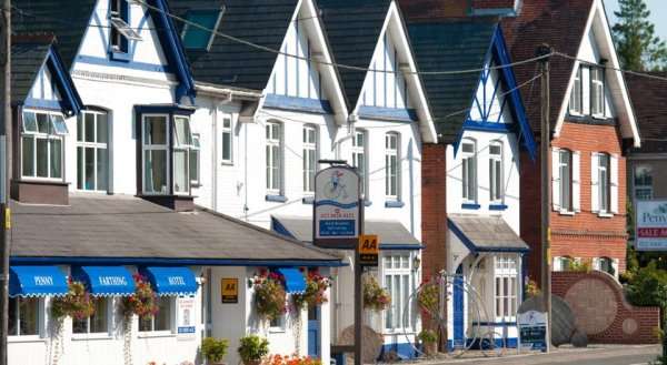 Penny Farthing Hotel & Cottages