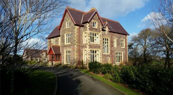 Penrhiw Hotel