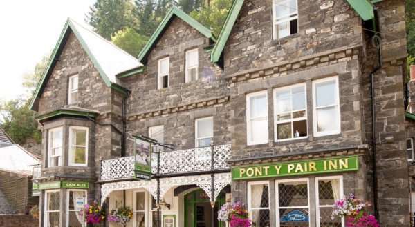 Pont y Pair Inn