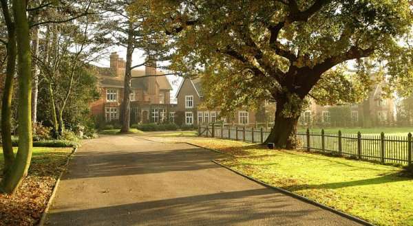 Pontlands Park Hotel