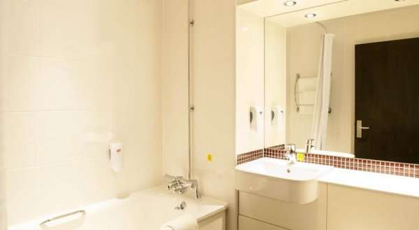 Premier Inn London Bank - Tower
