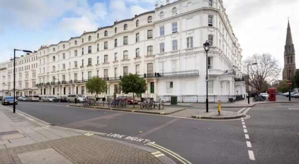 Princes Square Apartments