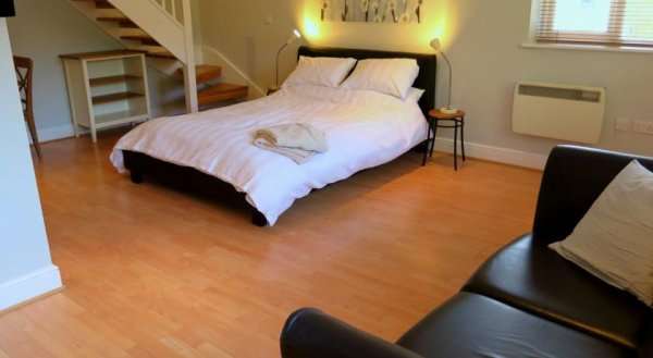 Private Space In Central Woodbridge