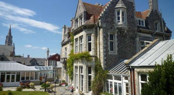 Purbeck House Hotel & Louisa Lodge