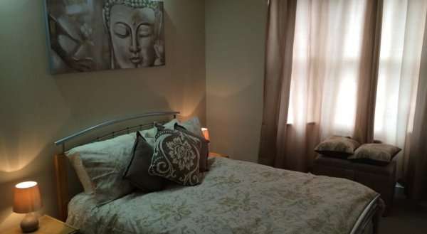 Quarters - Islip Road Apartment