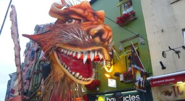 Barnacles Quay Street House