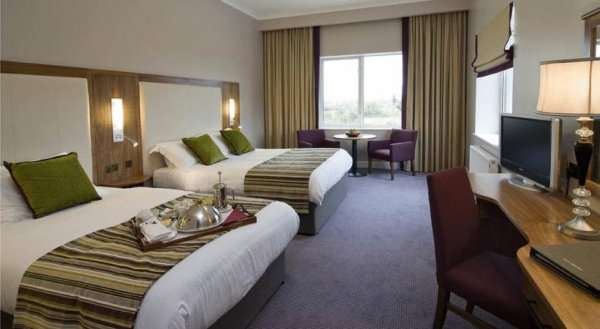 Charleville Park Hotel & Leisure Club