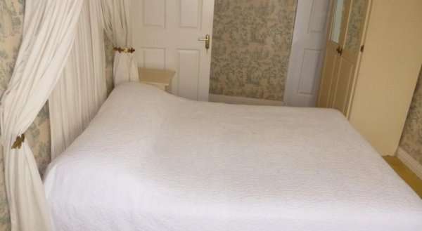 Cleere's Greenbridge House B&B