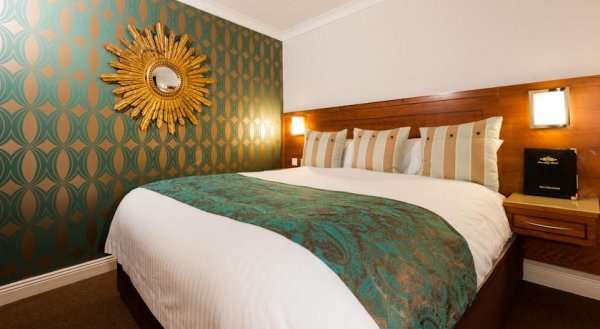Clew Bay Hotel