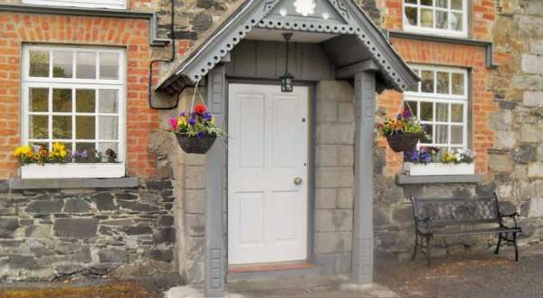 Cloverhill Gate Lodge