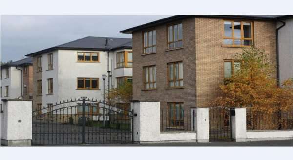 Esker Riada Apartments