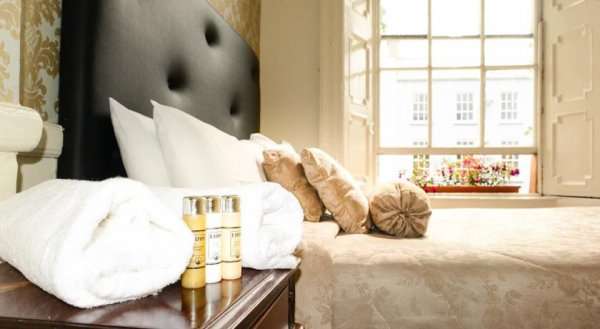 Finnegans Hostel and B&B Accommodation