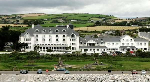 Garryvoe Hotel
