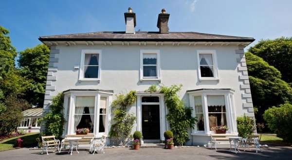 Glenmore House Bed & Breakfast