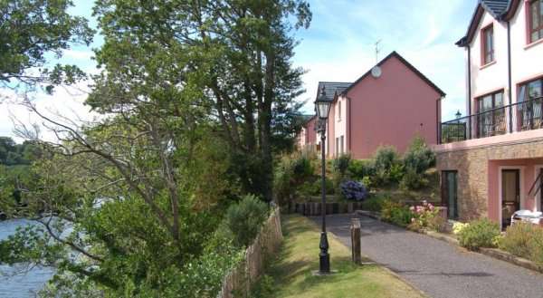Grove Lodge Holiday Homes