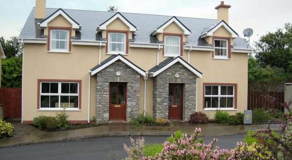 Holiday home Sheen View II